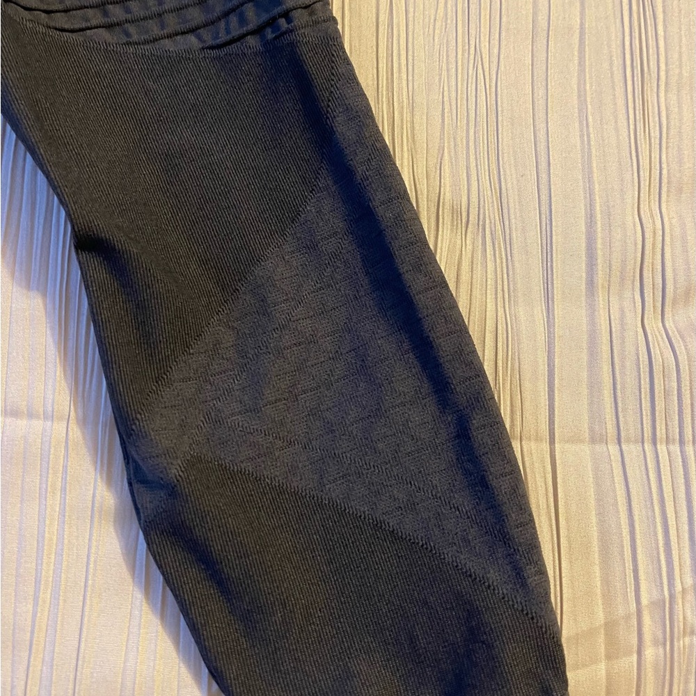 Spanx look at me now gray‎ seamless leggings, size medium - Picture 11 of 12